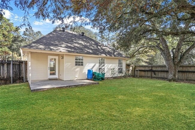 Building Photo - 4291 Poplar Dr