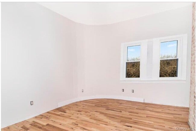 Building Photo - 154 Woodworth Ave