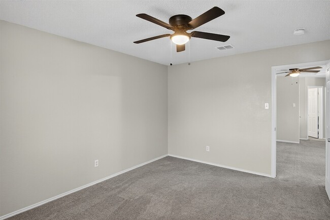 Building Photo - 8412 Widgeon Way