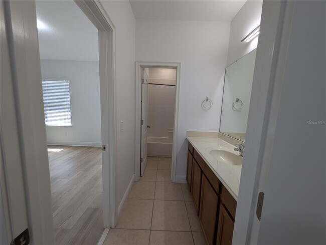 Building Photo - 14236 Walcott Avenue
