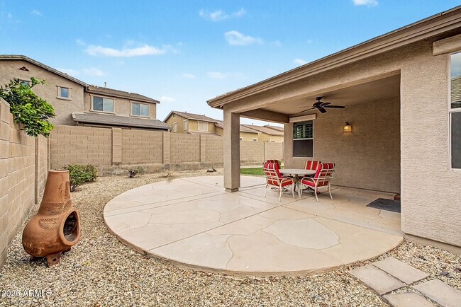 Building Photo - 7103 W Lone Tree Trail