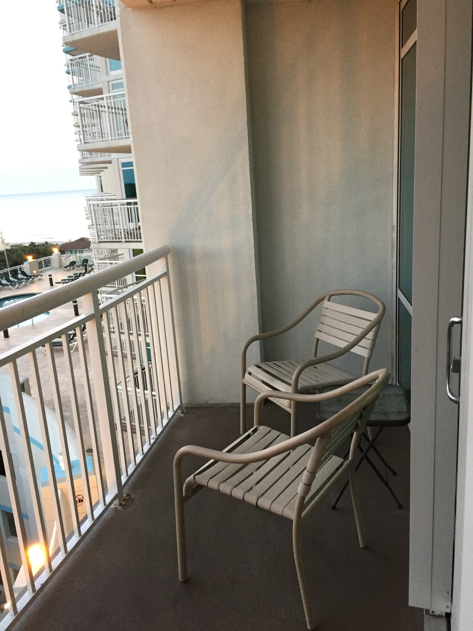 Building Photo - 215 77th Ave N