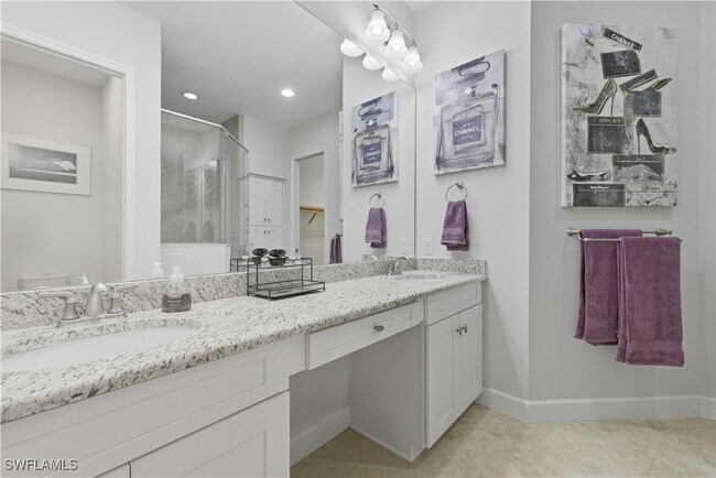 Building Photo - 9475 Isla Bella Cir