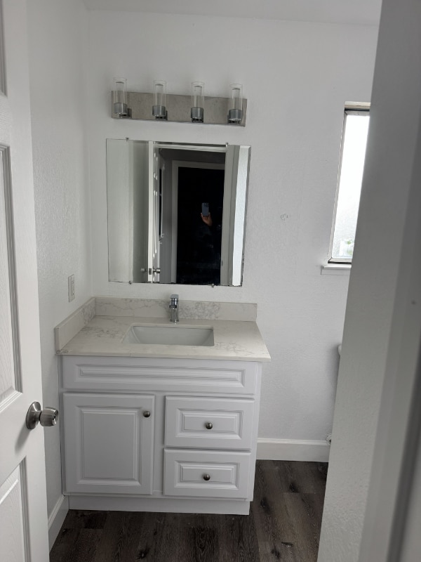 Building Photo - 1807 Crestwood Ave