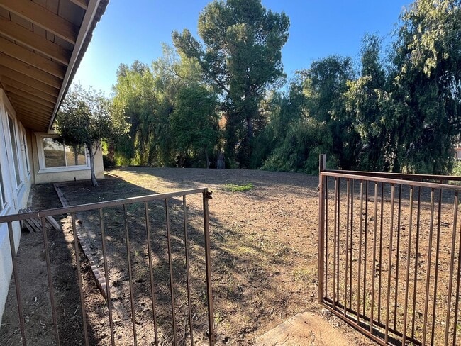 Building Photo - Spacious 3 Bedroom, 2 Bath Home for rent