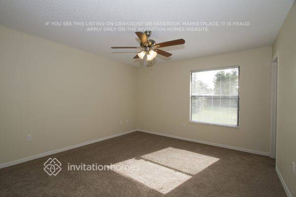 Building Photo - 3111 Hallow Dr