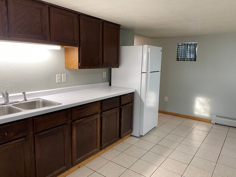 RENTED - JUNE 2027 - Unit 3 - Garden Apt - 1210 E 2nd St