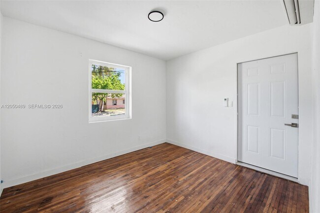 Building Photo - 101 NW 74th St