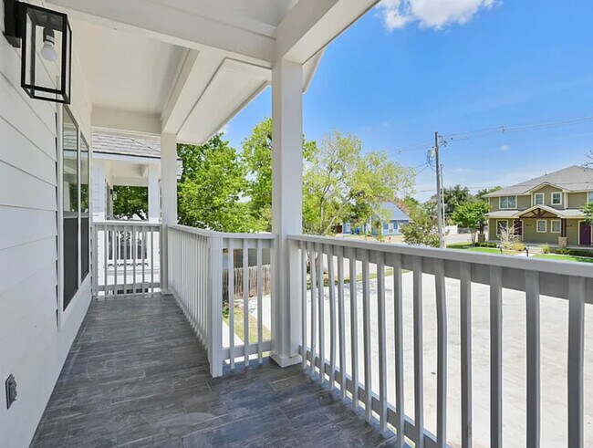 Building Photo - 511 Cooner St