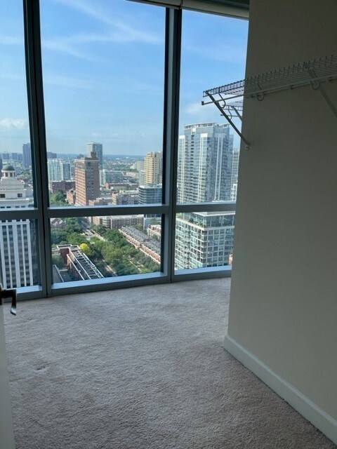 Building Photo - 1211 S Prairie Ave