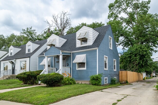 Building Photo - 12416 S Princeton Ave