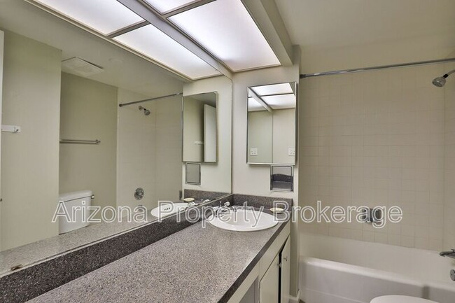 Building Photo - 4358 N 36th St