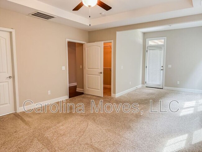 Building Photo - 3 Rocky Meadow Ct