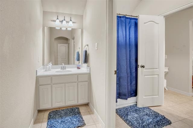 Building Photo - 5048 Exposition Way