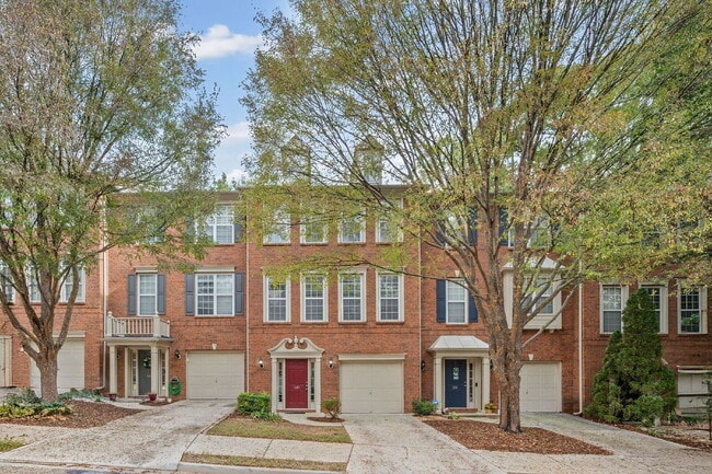 Primary Photo - 5149 Manerdale Dr SE