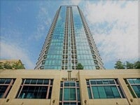 Building Photo - 500 Throckmorton St