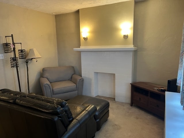 LR - 4354 Murray Ave