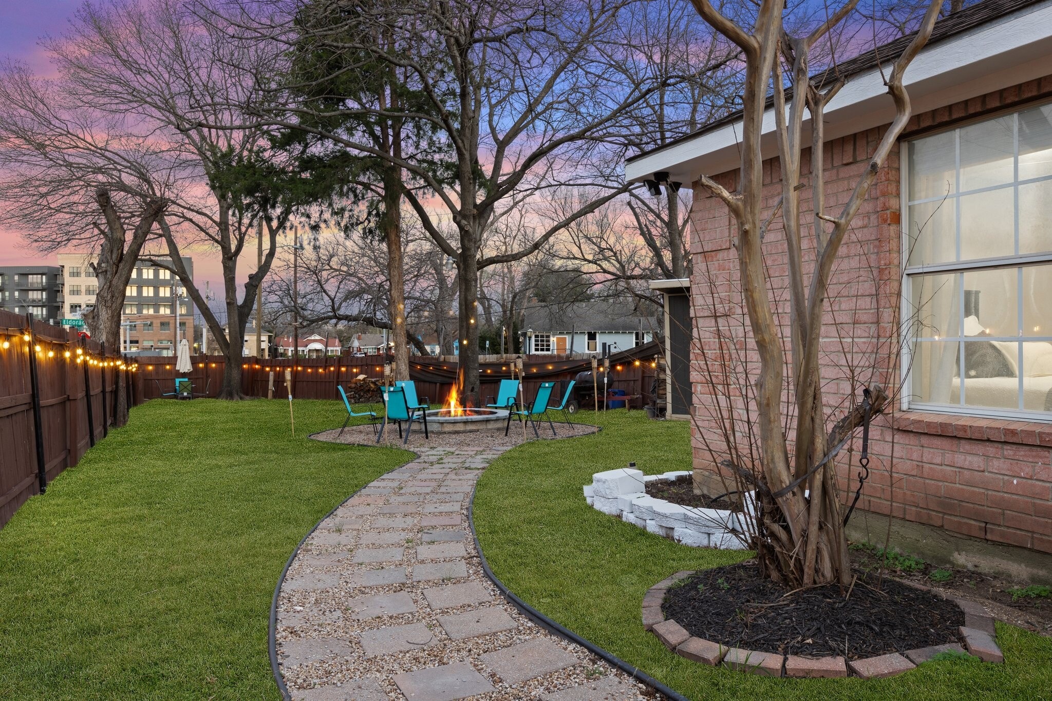 Building Photo - 1047 Eldorado Ave