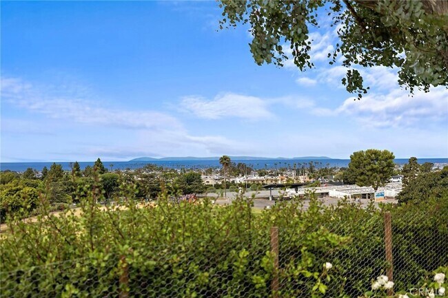 Building Photo - 3007 Harbor View Dr