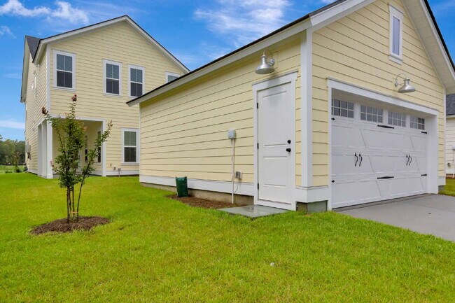 Building Photo - BRAND NEW CONSTRUCTION IN CARNES CROSSROADS - BE THE FIRST TO CALL IT HOME!