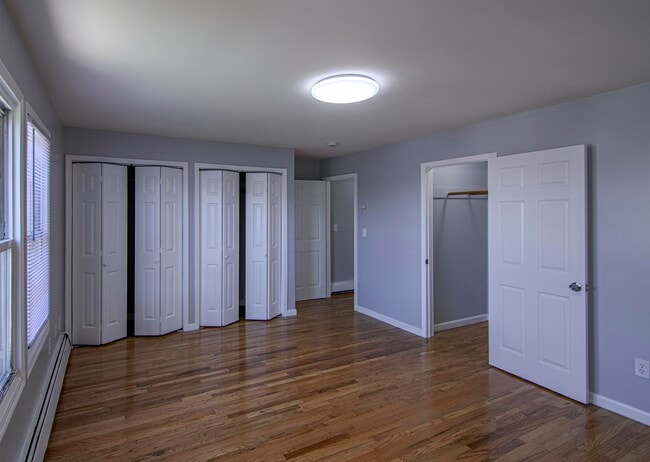 Building Photo - 79 Columbia Ave