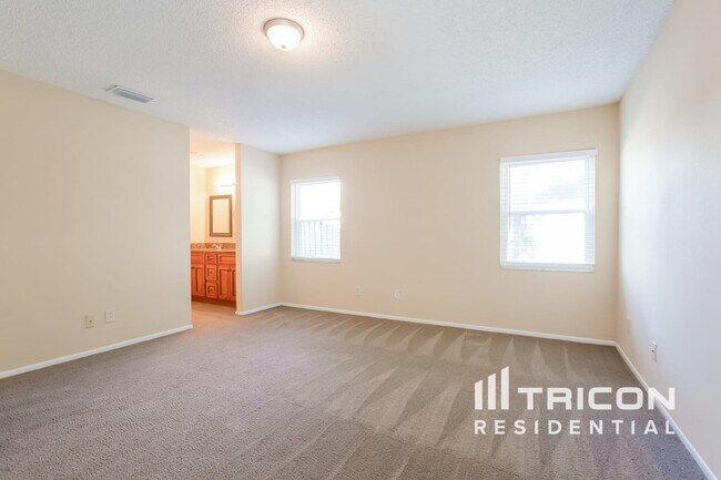 Building Photo - 1605 Long Pond Dr