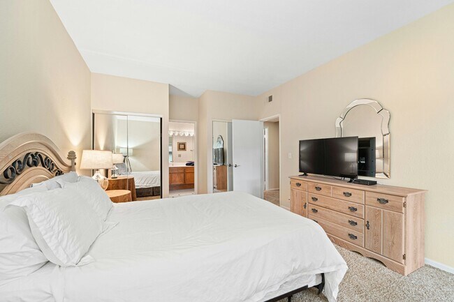 Building Photo - 6917 Camino Revueltos