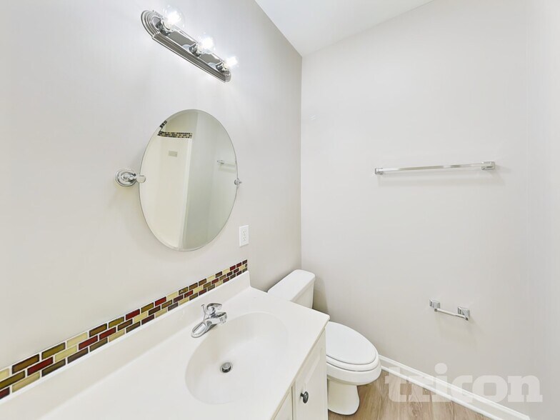 Building Photo - 11730 Crossroads Pl