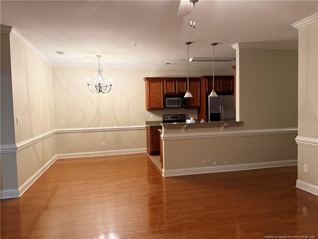 Building Photo - 210 Fountainhead Ln