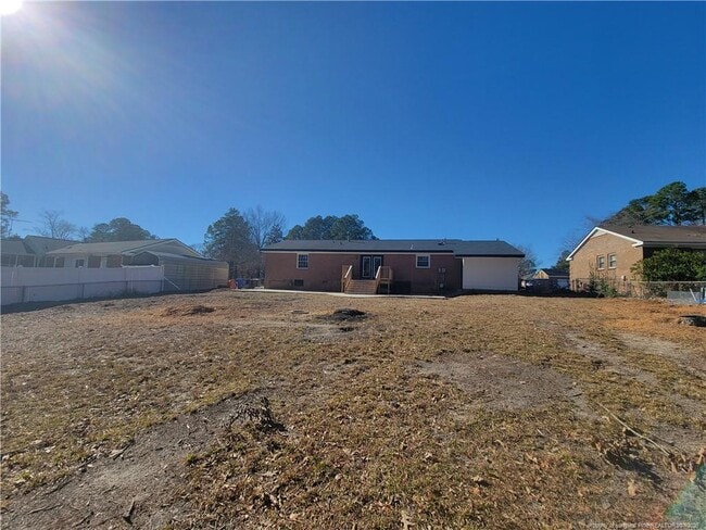 Building Photo - 215 Haverhill Dr