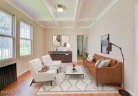 Building Photo - 307 21st St