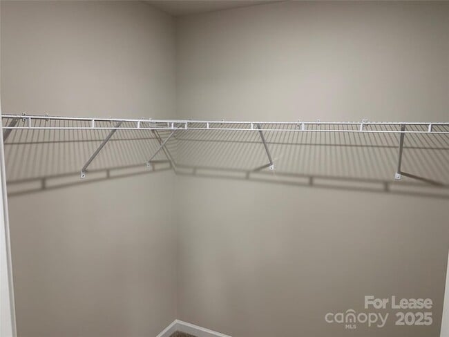 Building Photo - 7327 Neal Rd