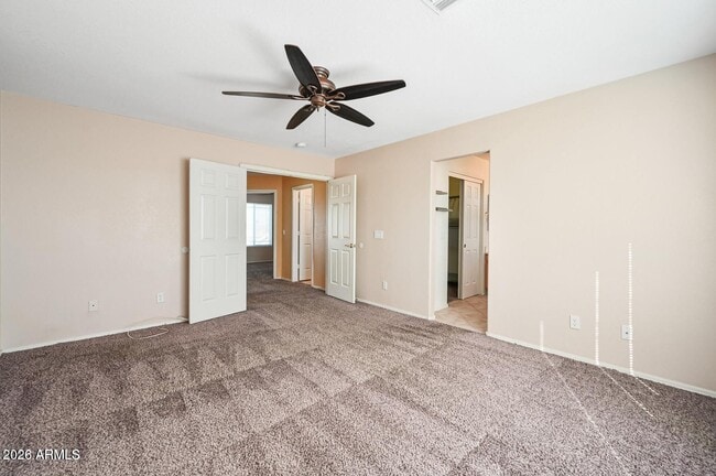 Building Photo - 2621 E Waterview Ct