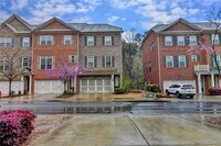 Building Photo - 2405 Tenor Ln