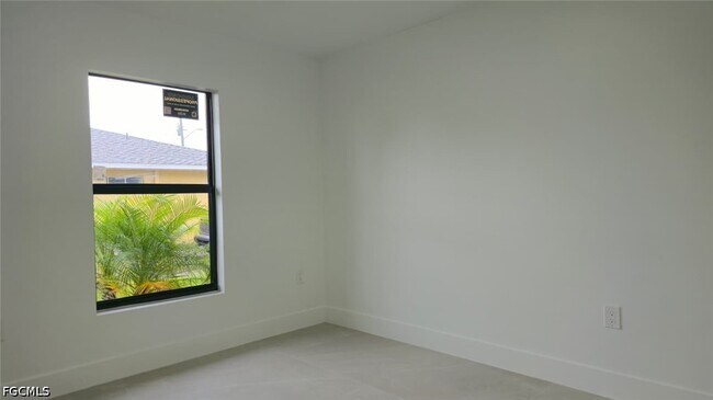 Building Photo - 4429 26th St SW