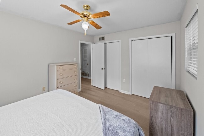 Building Photo - Charming 3-Bedroom Home on Savannah’s Southside with Covered Patio and Large Backyard