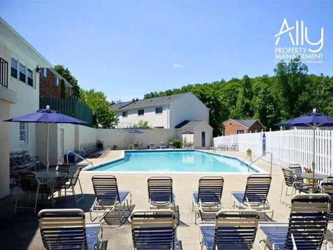 Building Photo - 840 Runnel Ct