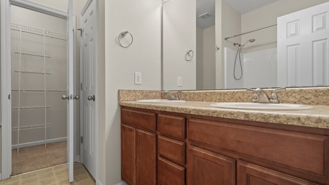 Building Photo - Carolina Forest Townhome