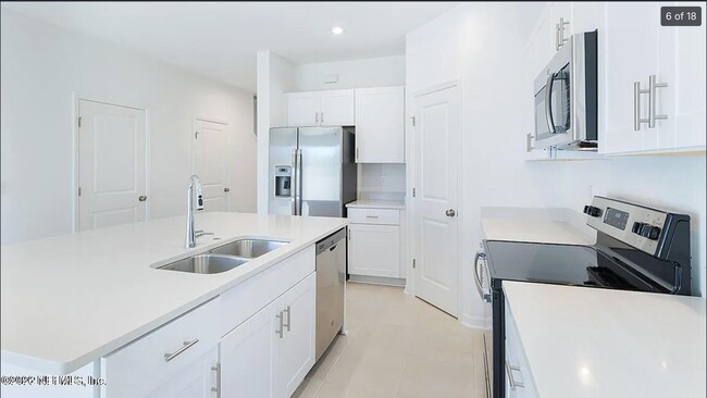 Building Photo - 362 Annies Pl