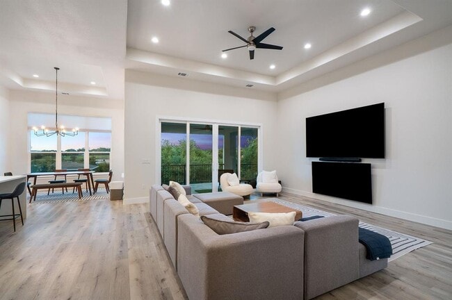 Building Photo - 20704 Leaning Oak Dr