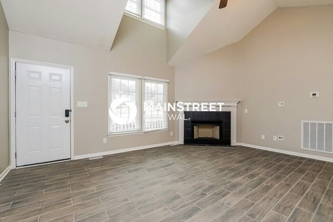 Building Photo - 3 Bedroom Pet-Friendly Home in Garner, NC with Main Street Renewal