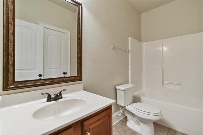 Building Photo - 4530 Fernbrook Pl