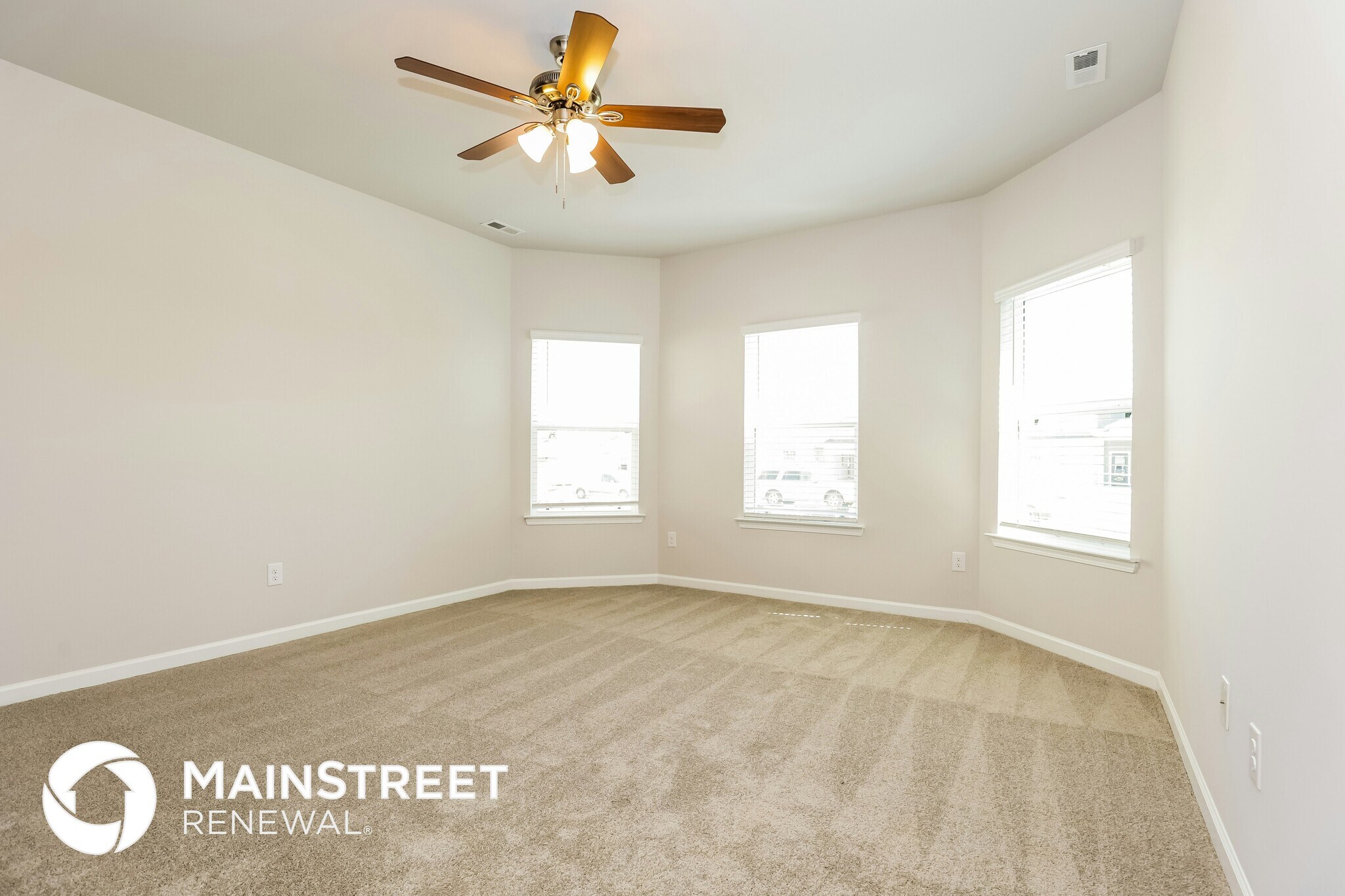 Building Photo - 2408 Curbow Dr