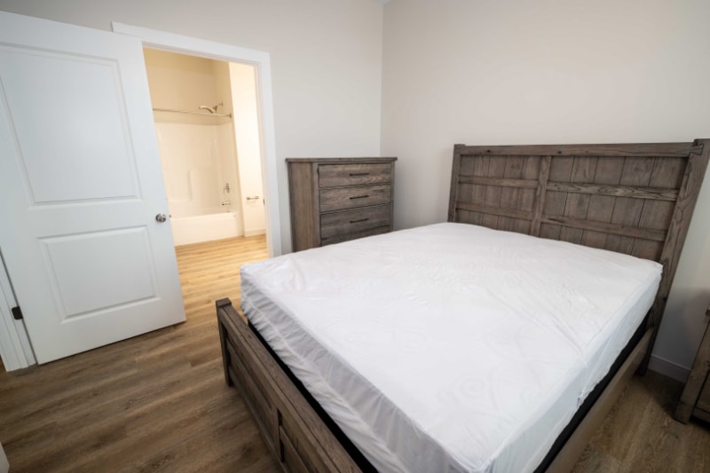 Building Photo - 103 N 1st St