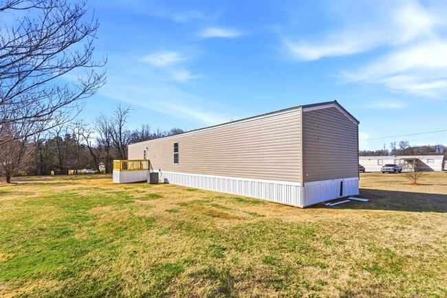 Building Photo - 442 Ruth Riggs Way