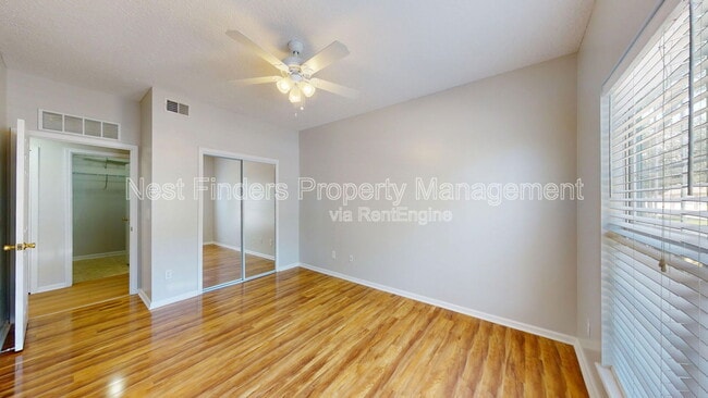 Building Photo - 211 Jardin De Mer Pl