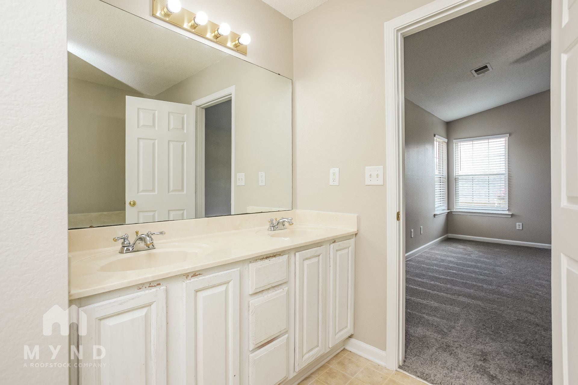 Building Photo - 7322 Green Ash Dr