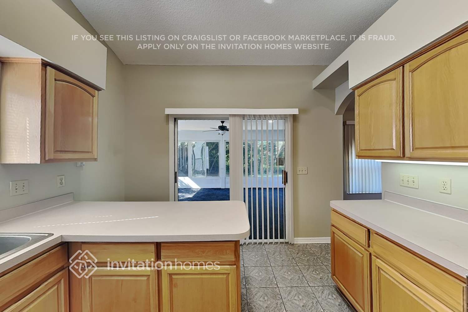 Building Photo - 33328 Fountain Ln