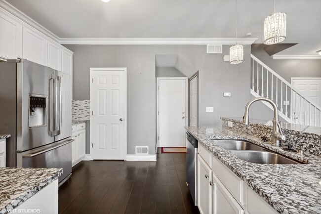 Building Photo - 1222 Courtland Cir