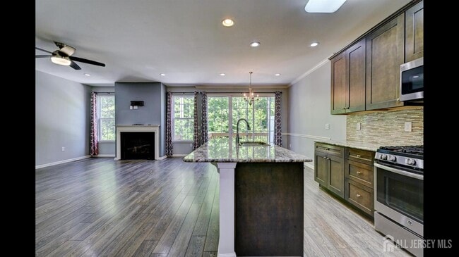 Building Photo - 202 Downey Ln
